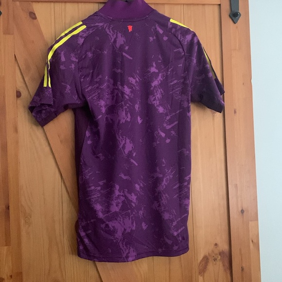 Adidas Manchester United Jersey - Picture 3 of 3